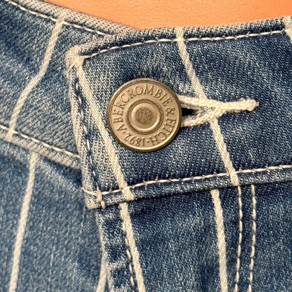 Abercrombie & Fitch Pinstripe Detail Simone High Rise Ankle Jeans Women’s 27/4R - Picture 6 of 7